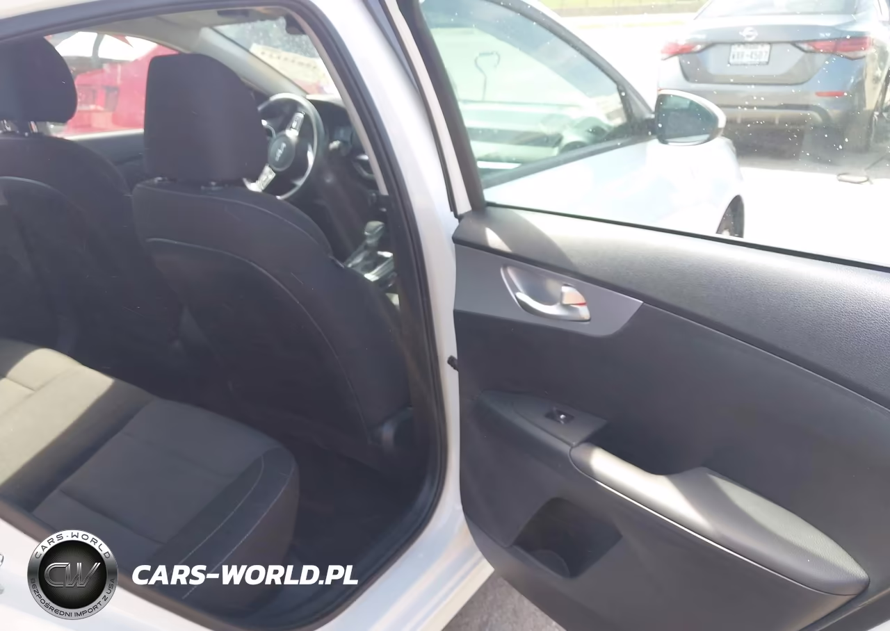 2024 Kia Forte Lx VIN:3KPF24AD0RE752248 - 8