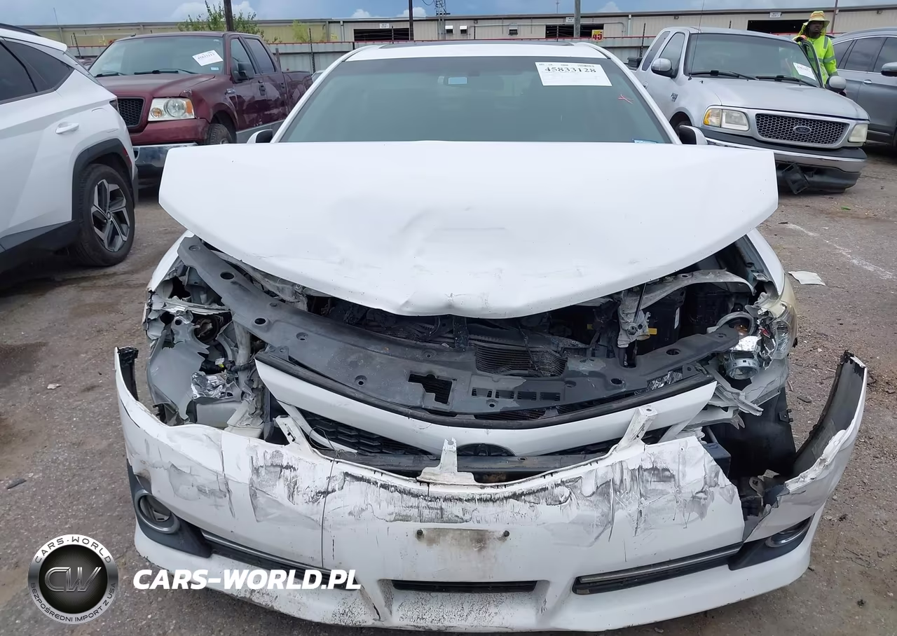 2014 Toyota Camry Se Sport VIN:4T1BF1FK1EU733255 - 6