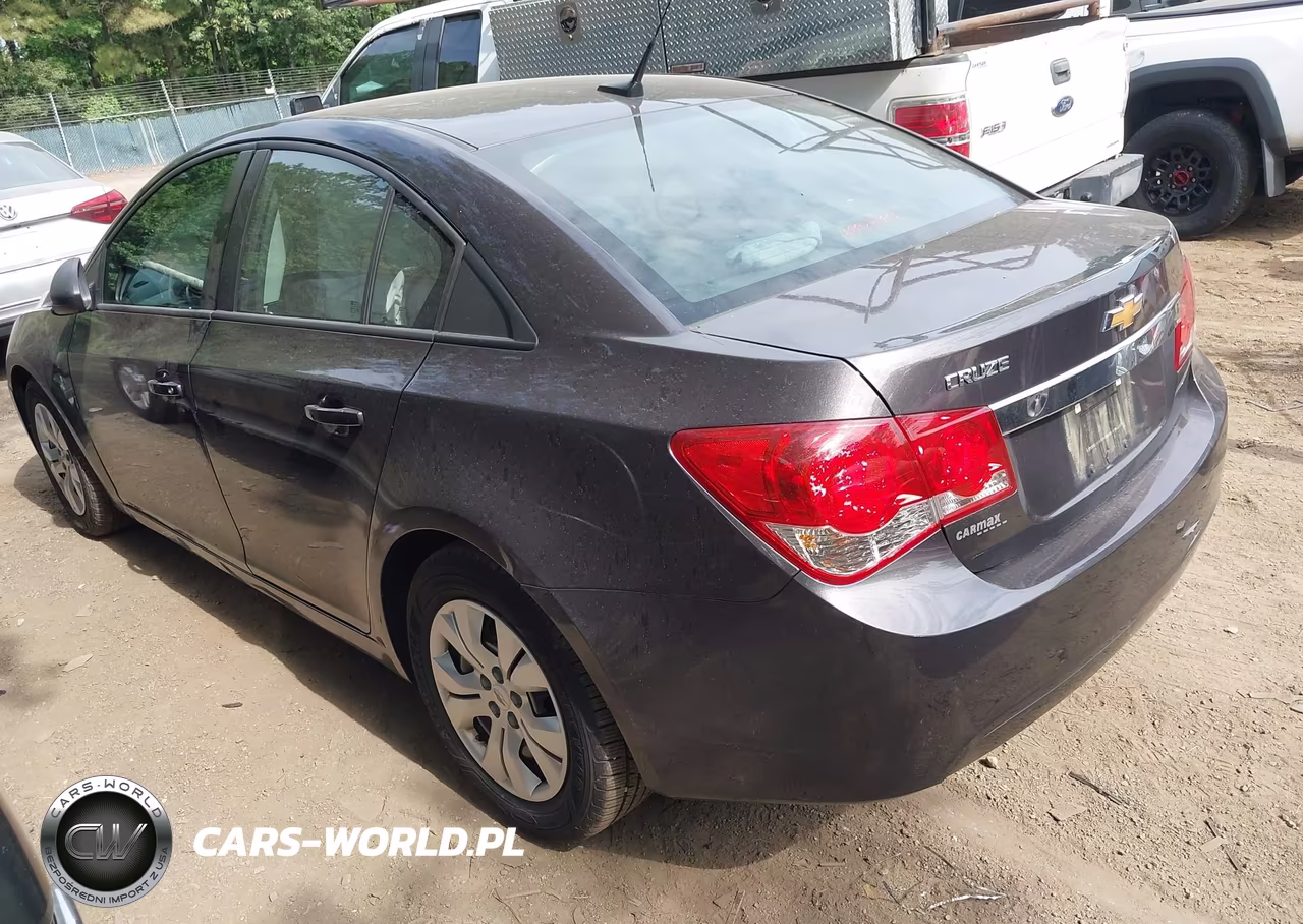 2014 Chevrolet Cruze Ls Auto VIN:1G1PA5SG5E7440922 - 3