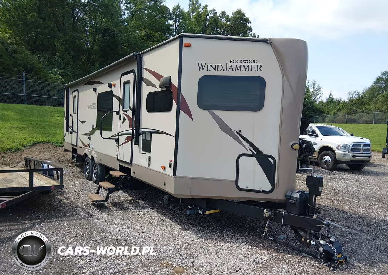 2018 Rockwood Windjammer