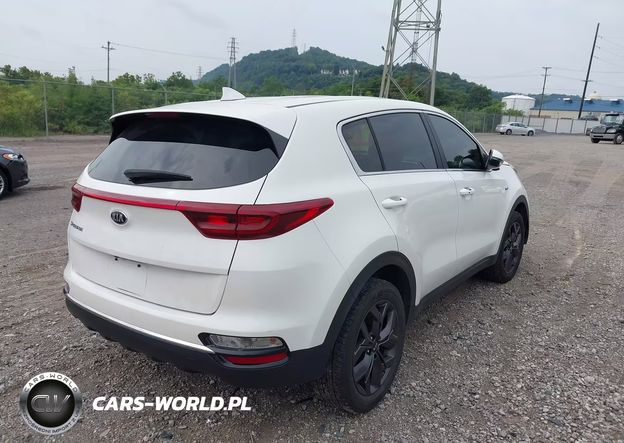 2022 Kia Sportage Lx VIN:KNDPMCAC3N7002062 - 4