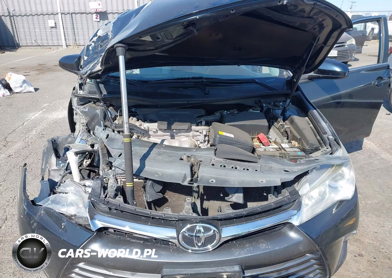 2017 Toyota Camry Le VIN:4T1BF1FK5HU724272 - 10