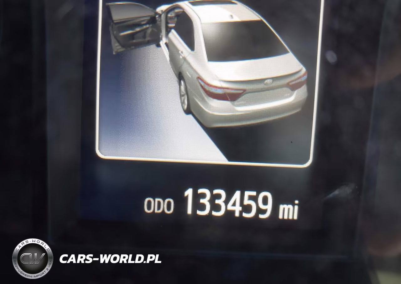 2017 Toyota Camry Le VIN:4T1BF1FK5HU724272 - 15