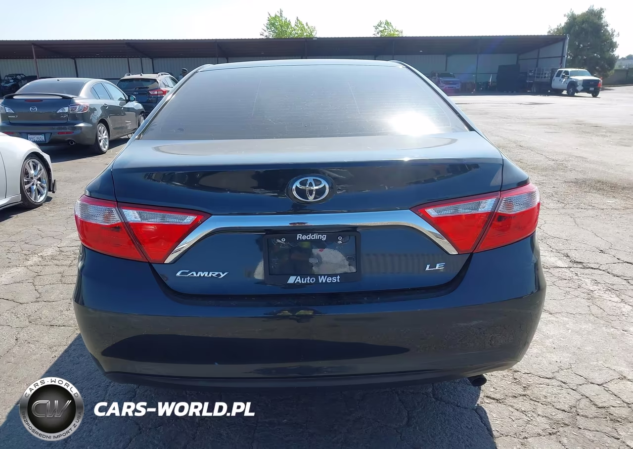 2017 Toyota Camry Le VIN:4T1BF1FK5HU724272 - 16