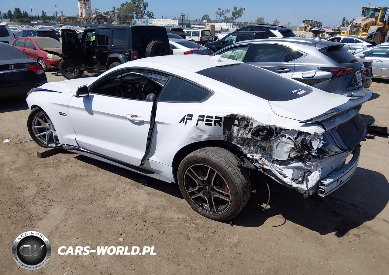2021 Ford Mustang Gt Premium Fastback VIN:1FA6P8CF1M5112647 - 3