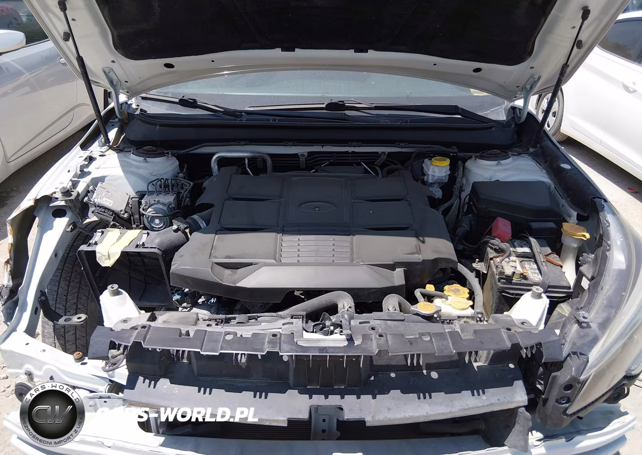 2018 Subaru Outback Touring VIN:4S4BSETC5J3214144 - 10