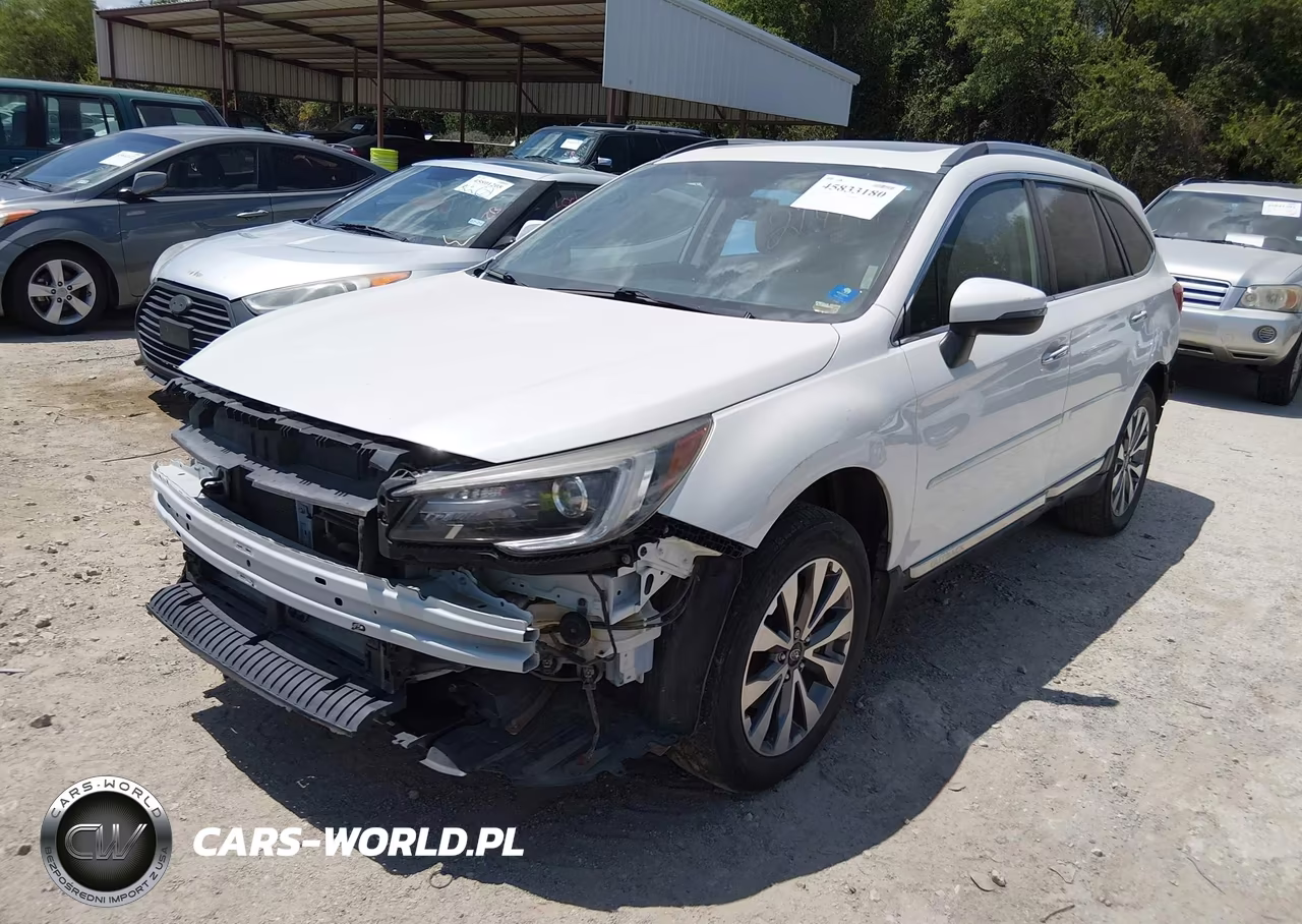 2018 Subaru Outback Touring VIN:4S4BSETC5J3214144 - 2