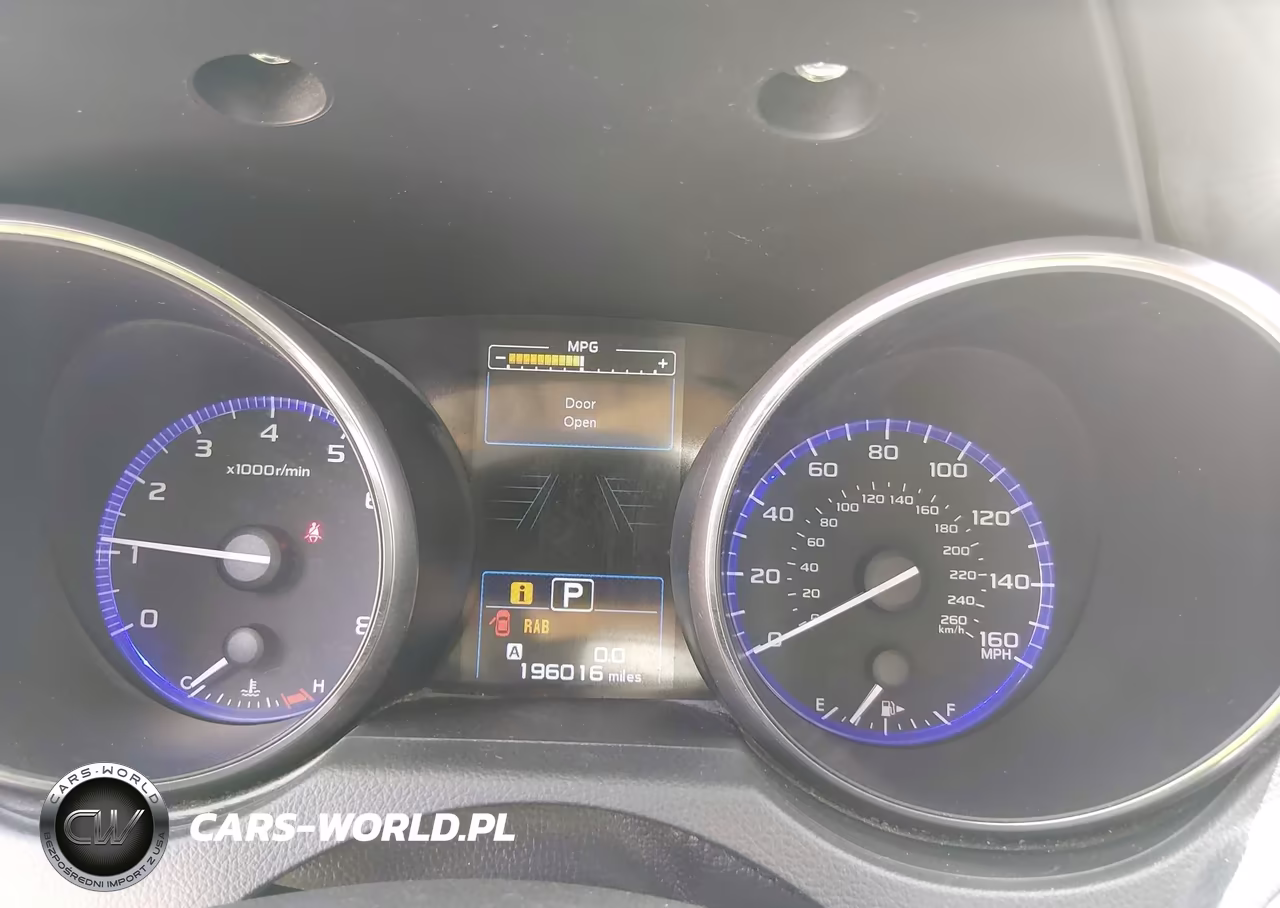 2018 Subaru Outback Touring VIN:4S4BSETC5J3214144 - 7