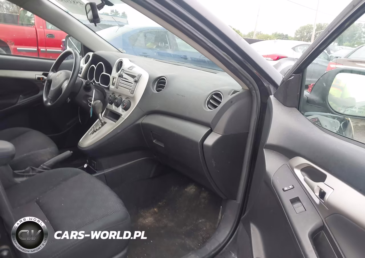 2010 Pontiac Vibe VIN:5Y2SP6E03AZ410465 - 5