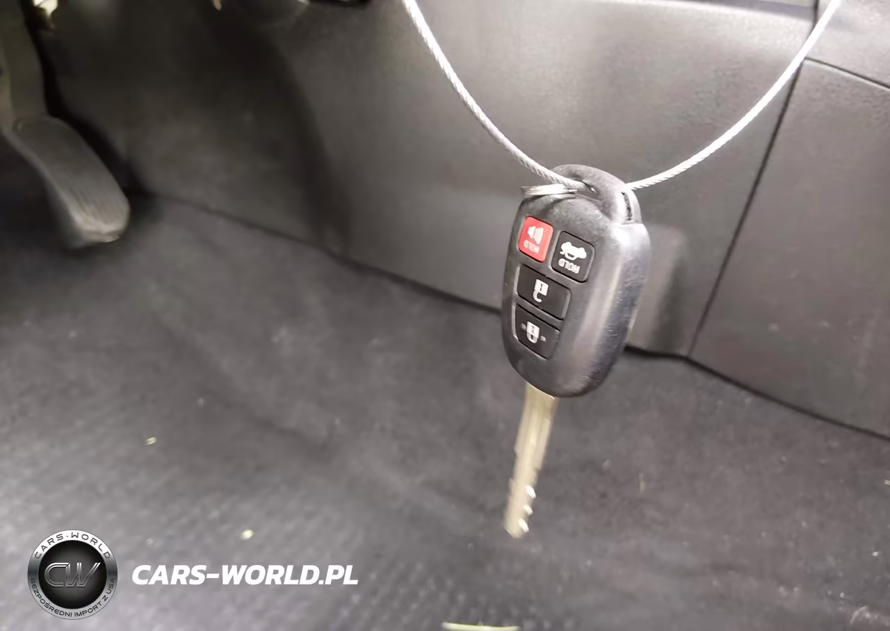 2015 Toyota Corolla S Plus VIN:5YFBURHE6FP247474 - 11