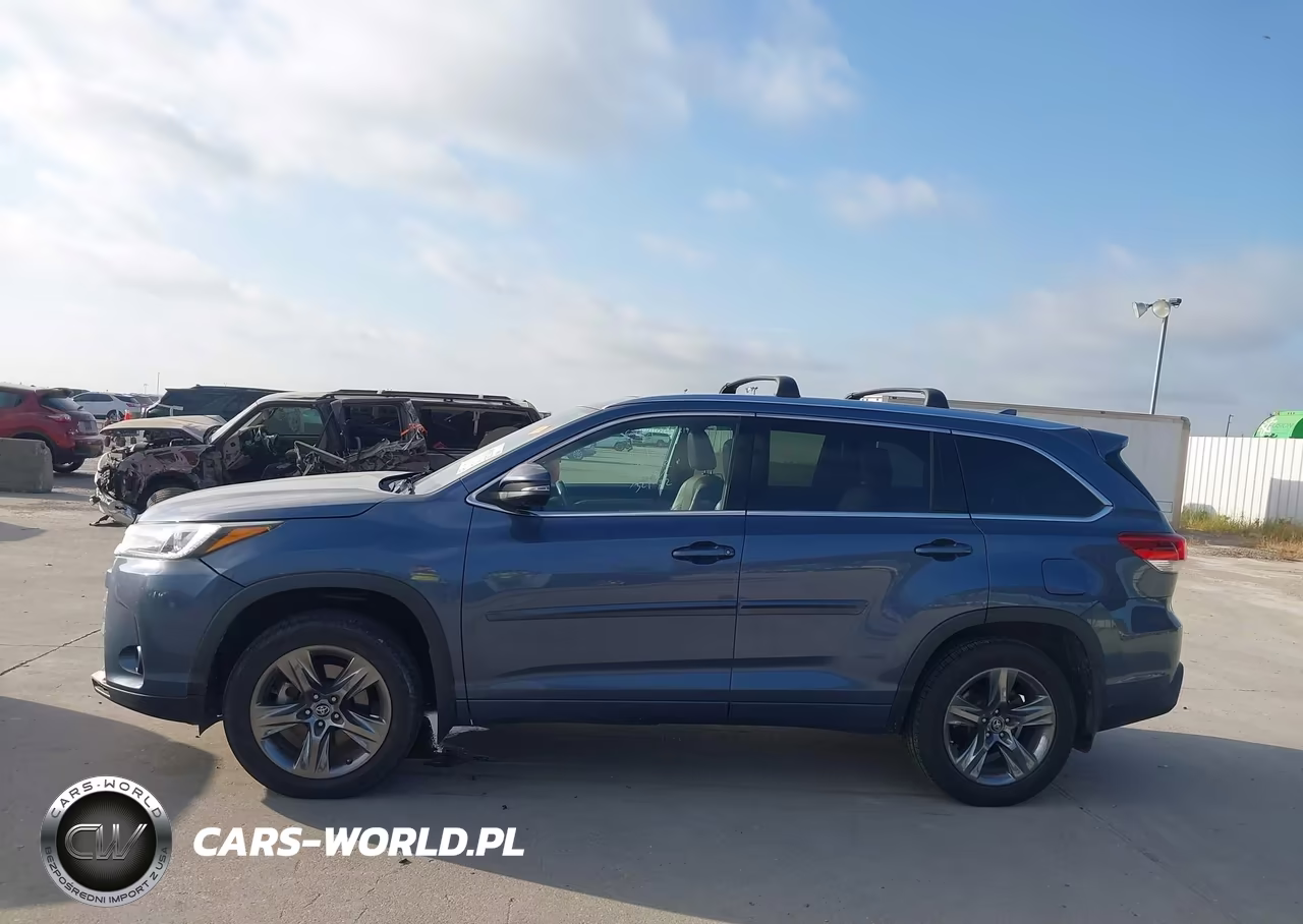2017 Toyota Highlander Limited Platinum VIN:5TDYZRFH8HS188432 - 15