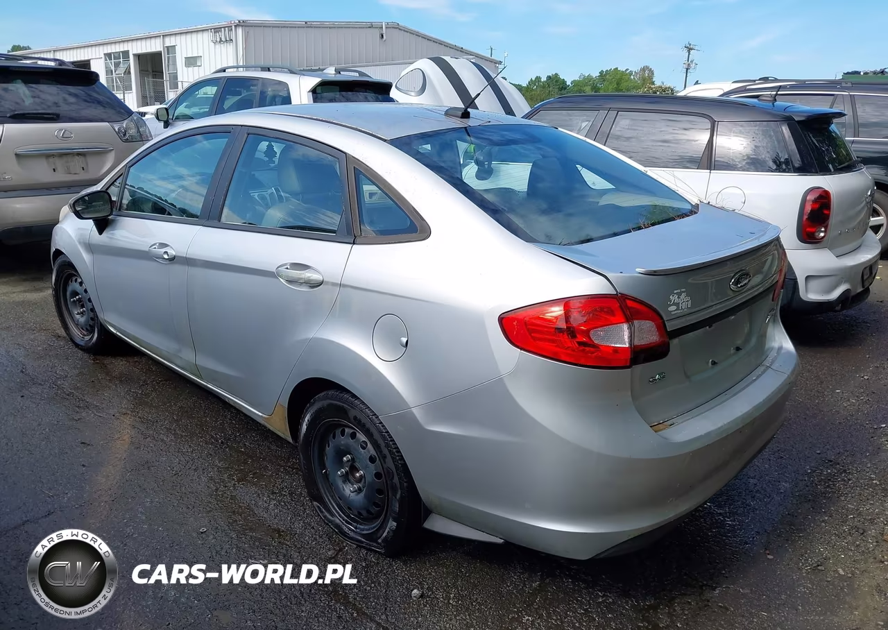 2013 Ford Fiesta Se VIN:3FADP4BJXDM183460 - 3