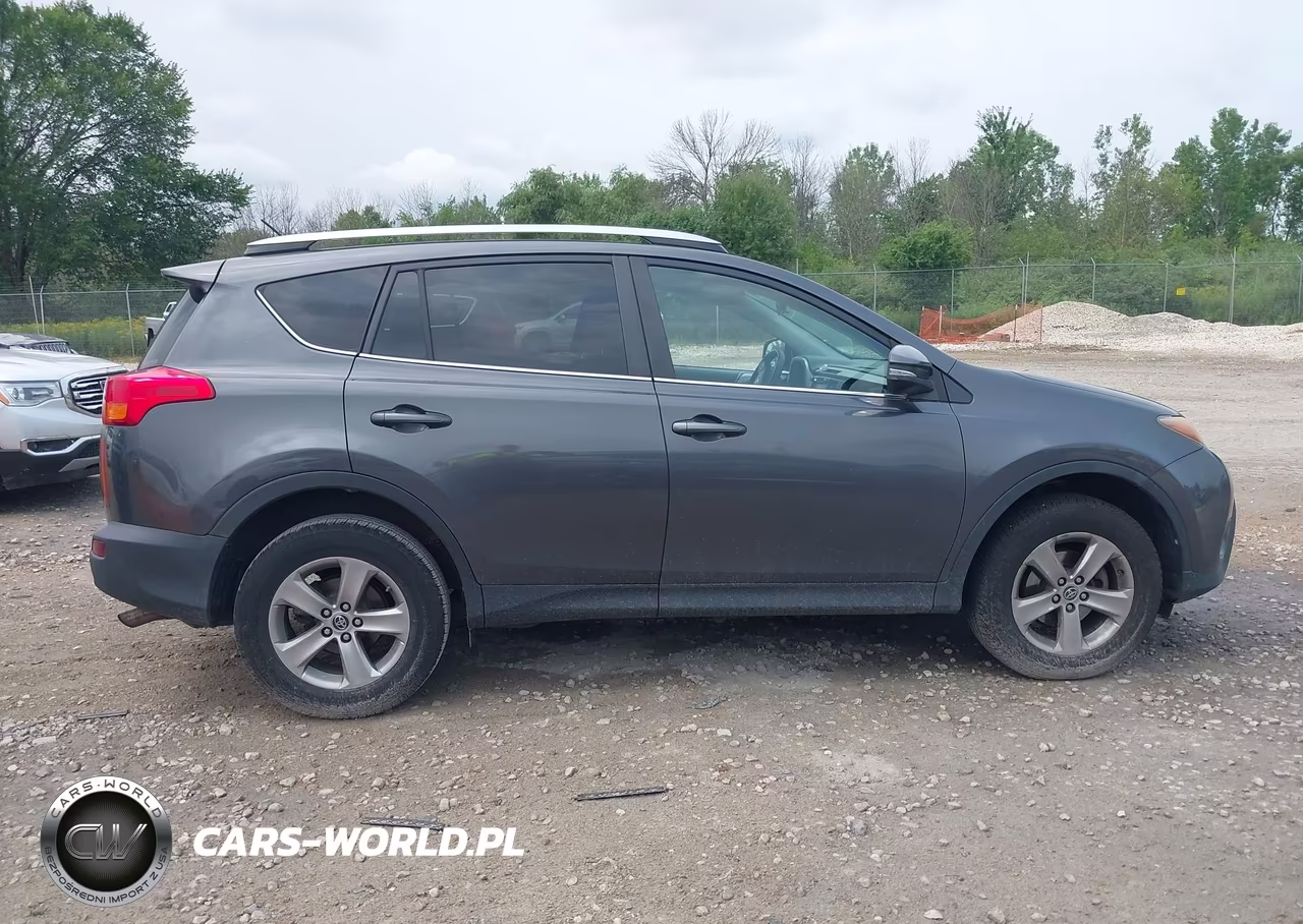 2015 Toyota Rav4 Xle VIN:2T3RFREV1FW255677 - 13