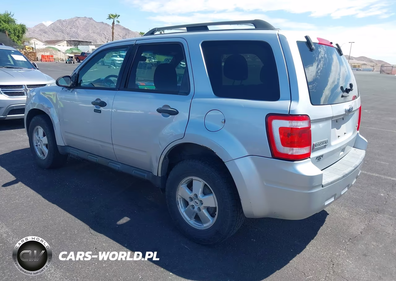 2011 Ford Escape Xlt Automatic VIN:1FMCU9DGXBKC19953 - 3