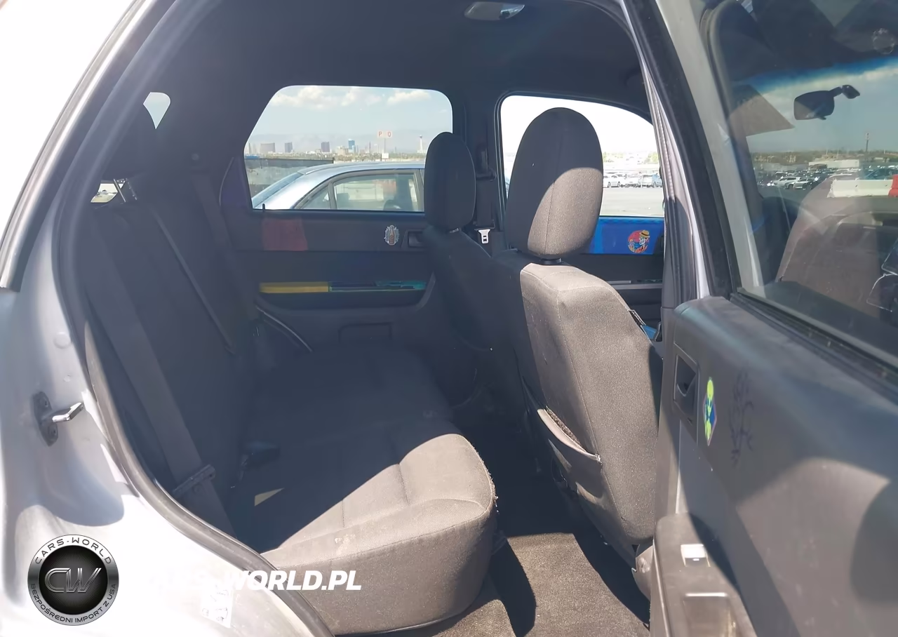 2011 Ford Escape Xlt Automatic VIN:1FMCU9DGXBKC19953 - 8