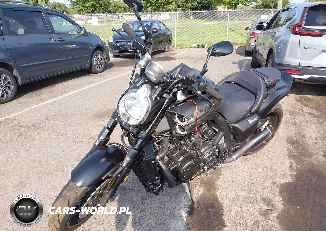 2018 Yamaha Vmx17 VIN:JYAVP29E9JA003742 - 2