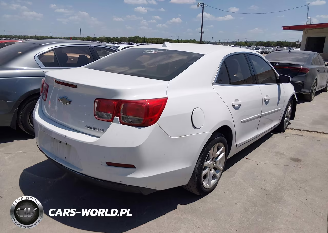 2014 Chevrolet Malibu 1Lt VIN:1G11C5SL3EF125586 - 4