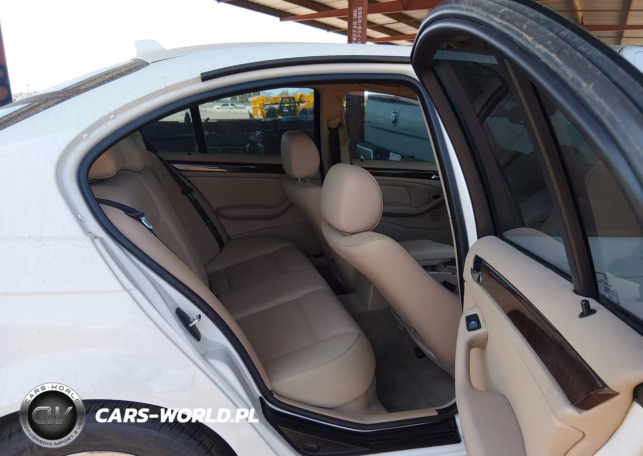 2005 BMW 325I VIN:WBAEV33425KW18923 - 8