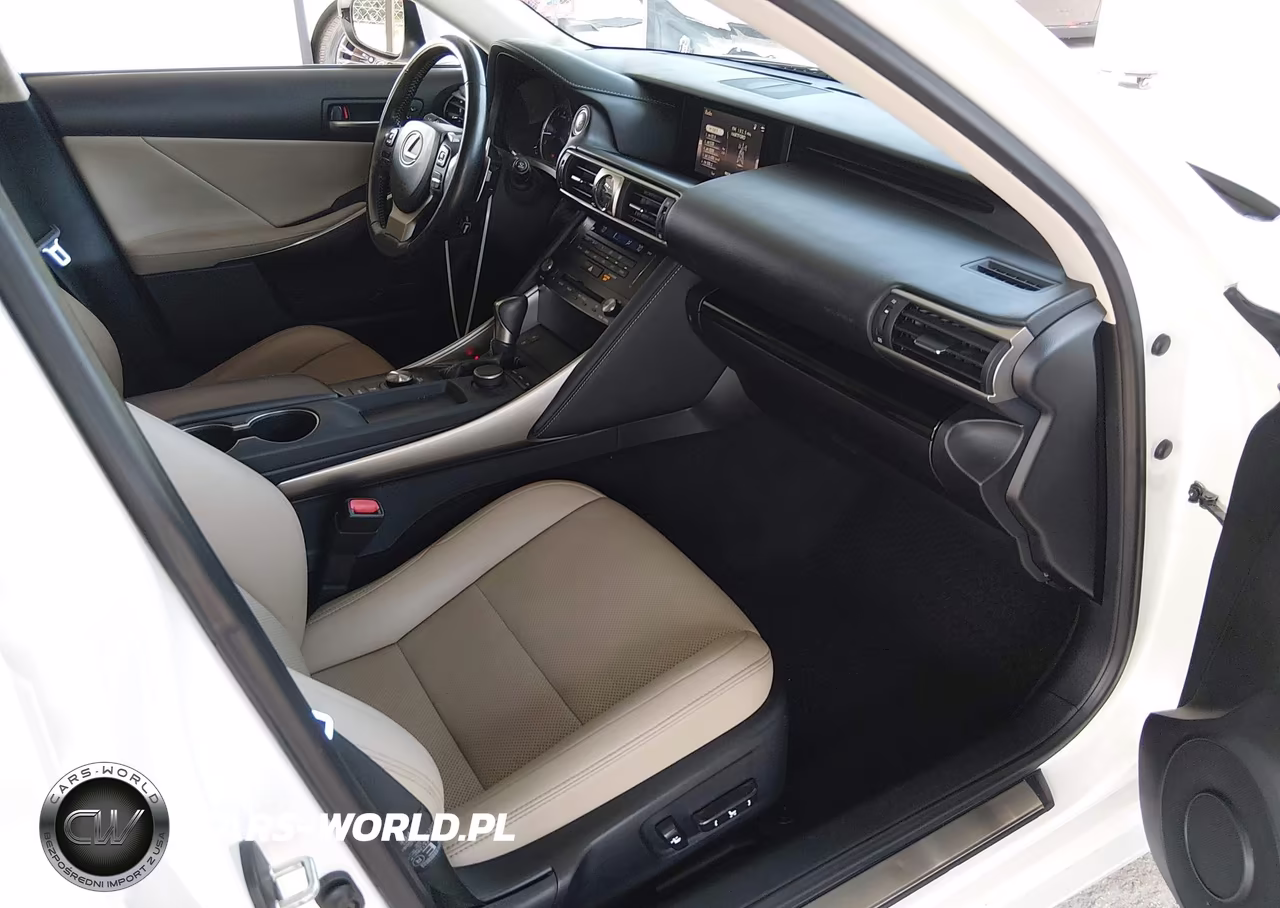 2018 Lexus Is 300 VIN:JTHC81D23J5028689 - 5