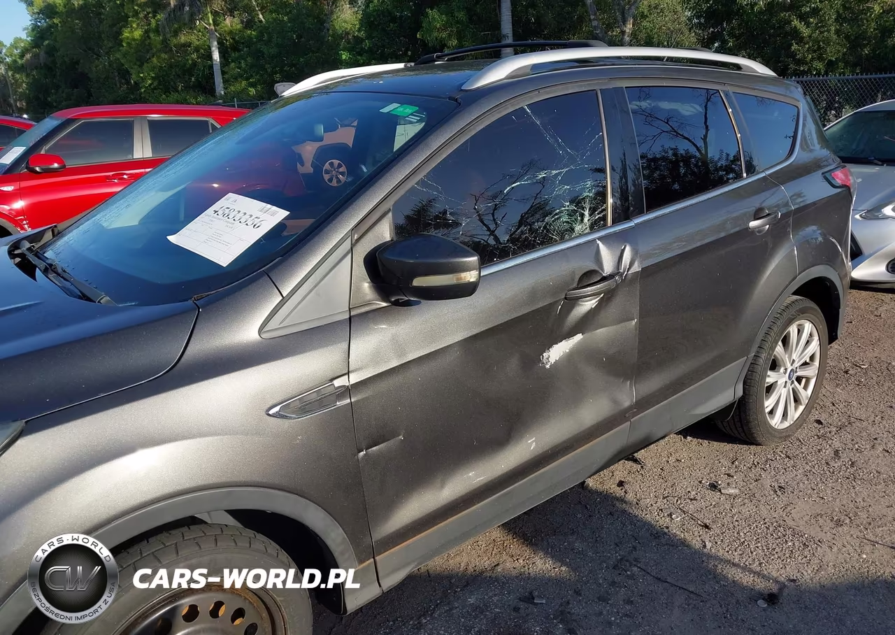 2017 Ford Escape Titanium VIN:1FMCU9JD1HUE42793 - 6