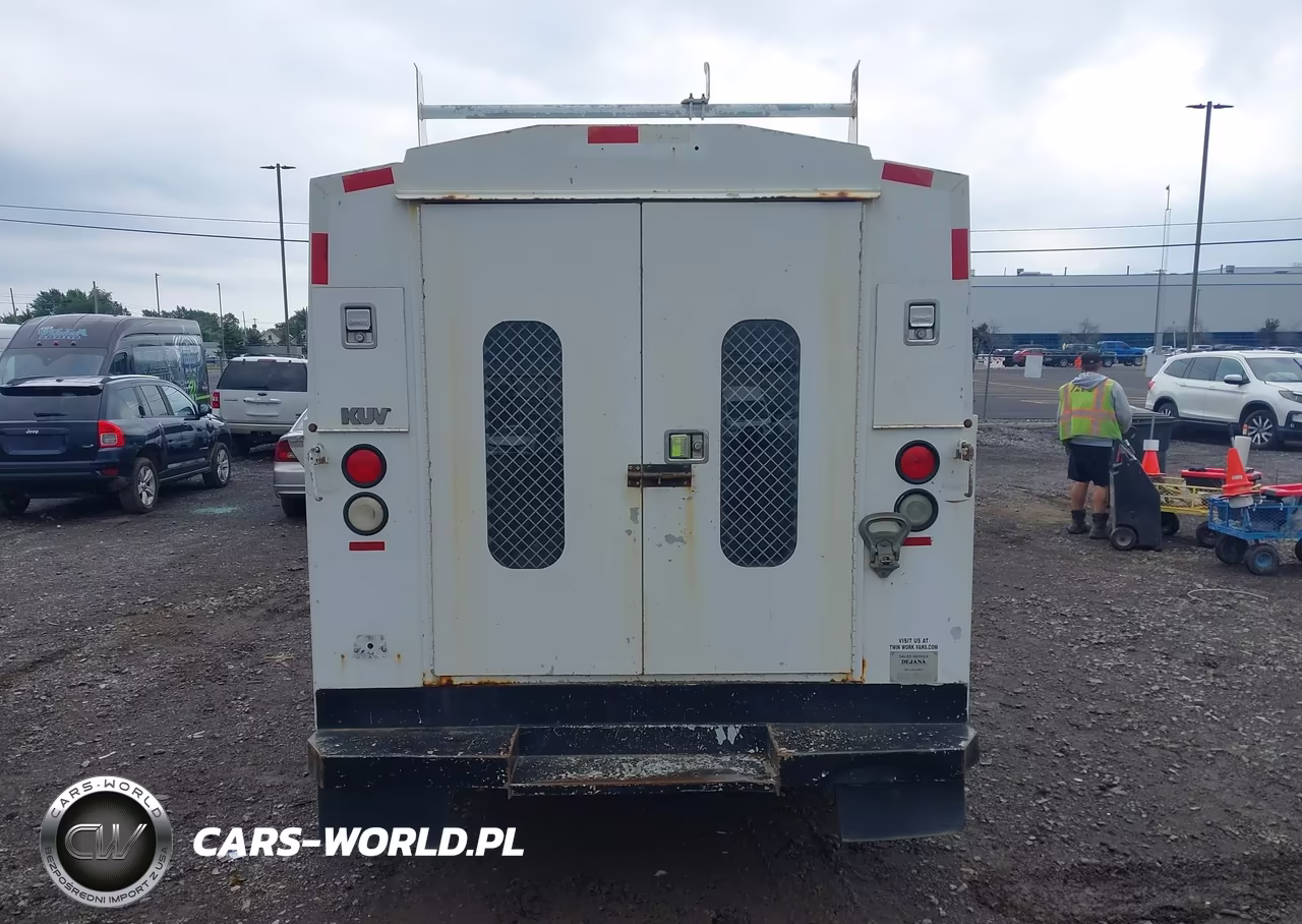 2010 Ford E-350 Cutaway VIN:1FDWE3FL3ADB02171 - 17
