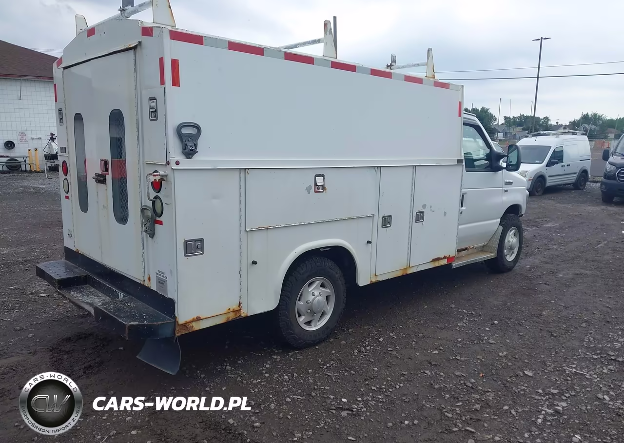 2010 Ford E-350 Cutaway VIN:1FDWE3FL3ADB02171 - 4