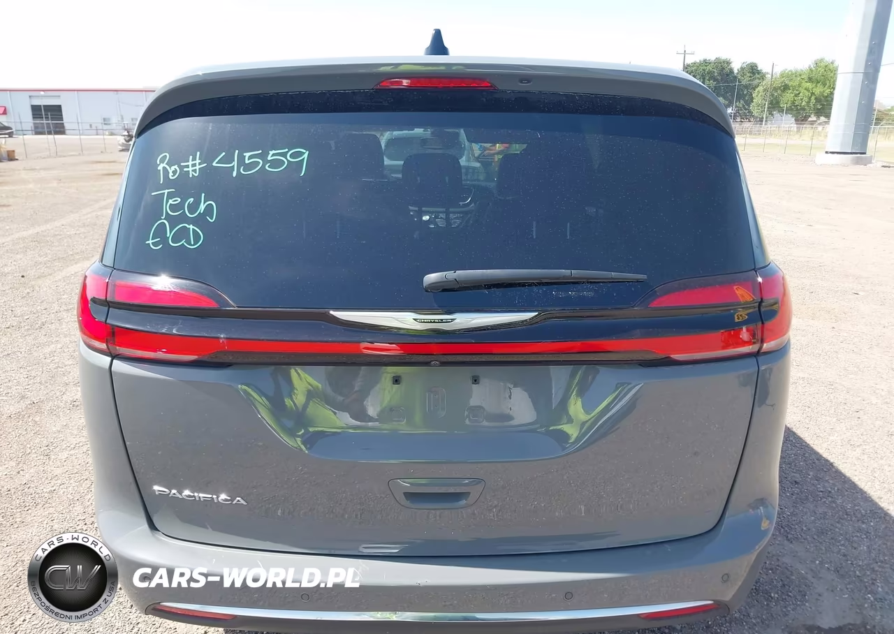 2025 Chrysler Pacifica Select VIN:2C4RC1BG5SR504325 - 16
