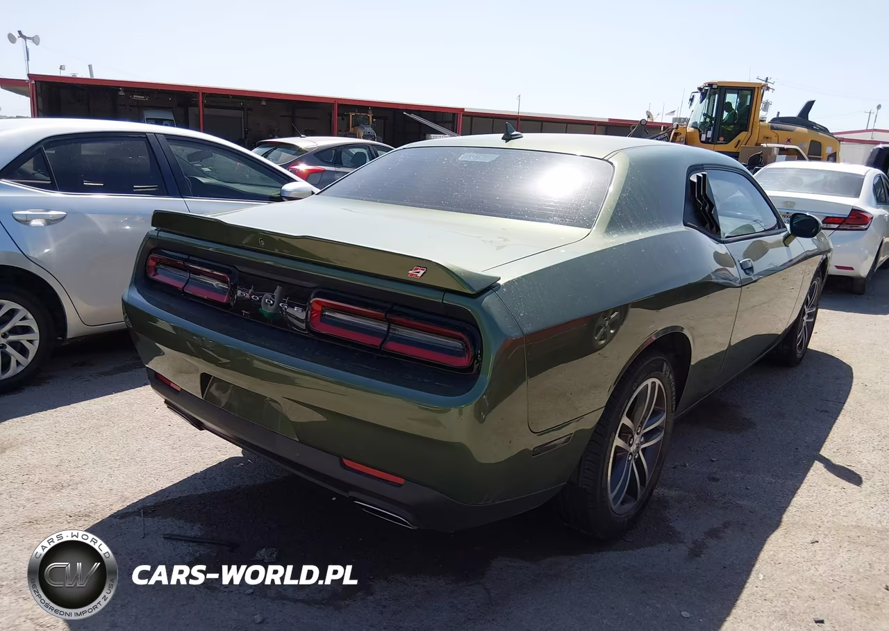 2019 Dodge Challenger Sxt Awd VIN:2C3CDZGG4KH522061 - 4