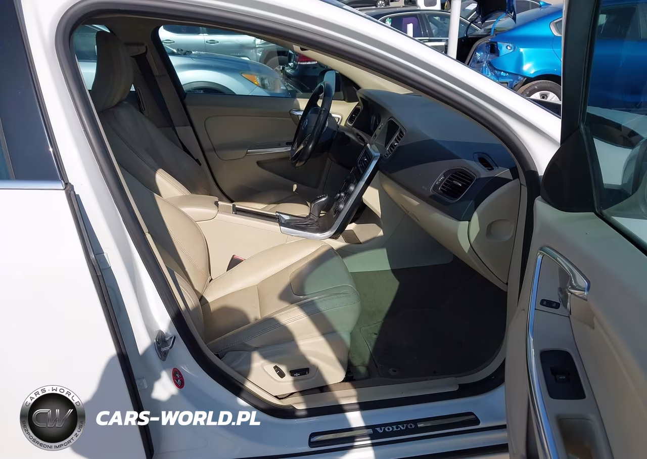 2014 Volvo S60 T5 VIN:YV1612FS0E2277443 - 5