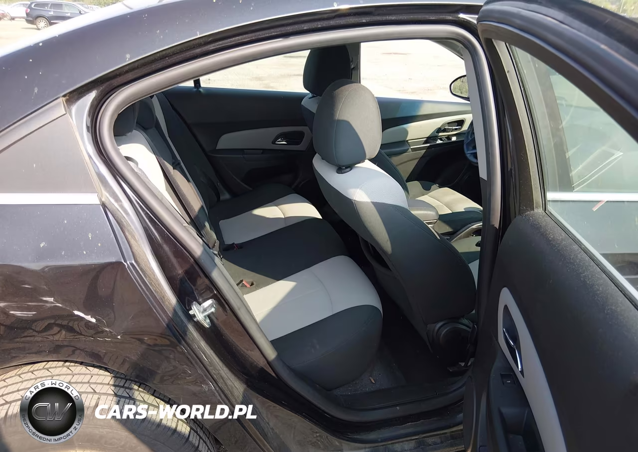 2011 Chevrolet Cruze Ls VIN:1G1PC5SH9B7197713 - 8