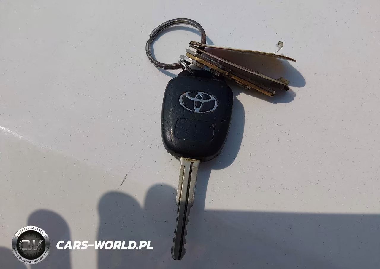 2015 Toyota Corolla Le VIN:2T1BURHE0FC413729 - 11