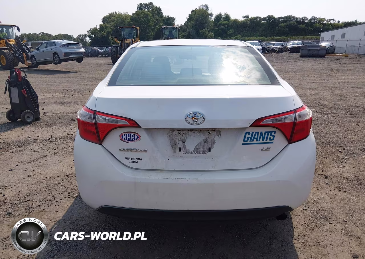 2015 Toyota Corolla Le VIN:2T1BURHE0FC413729 - 16
