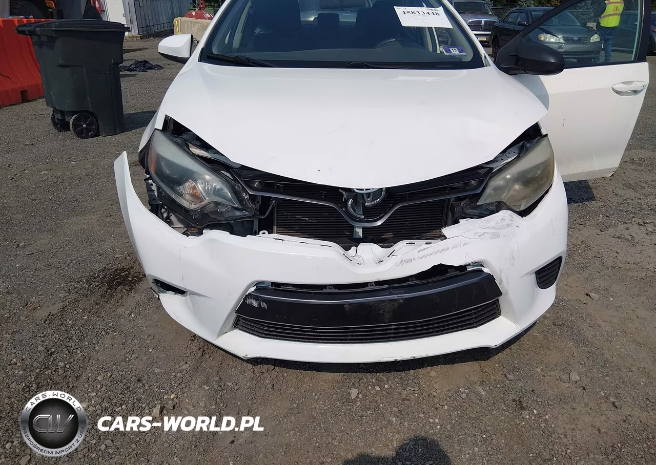 2015 Toyota Corolla Le VIN:2T1BURHE0FC413729 - 6