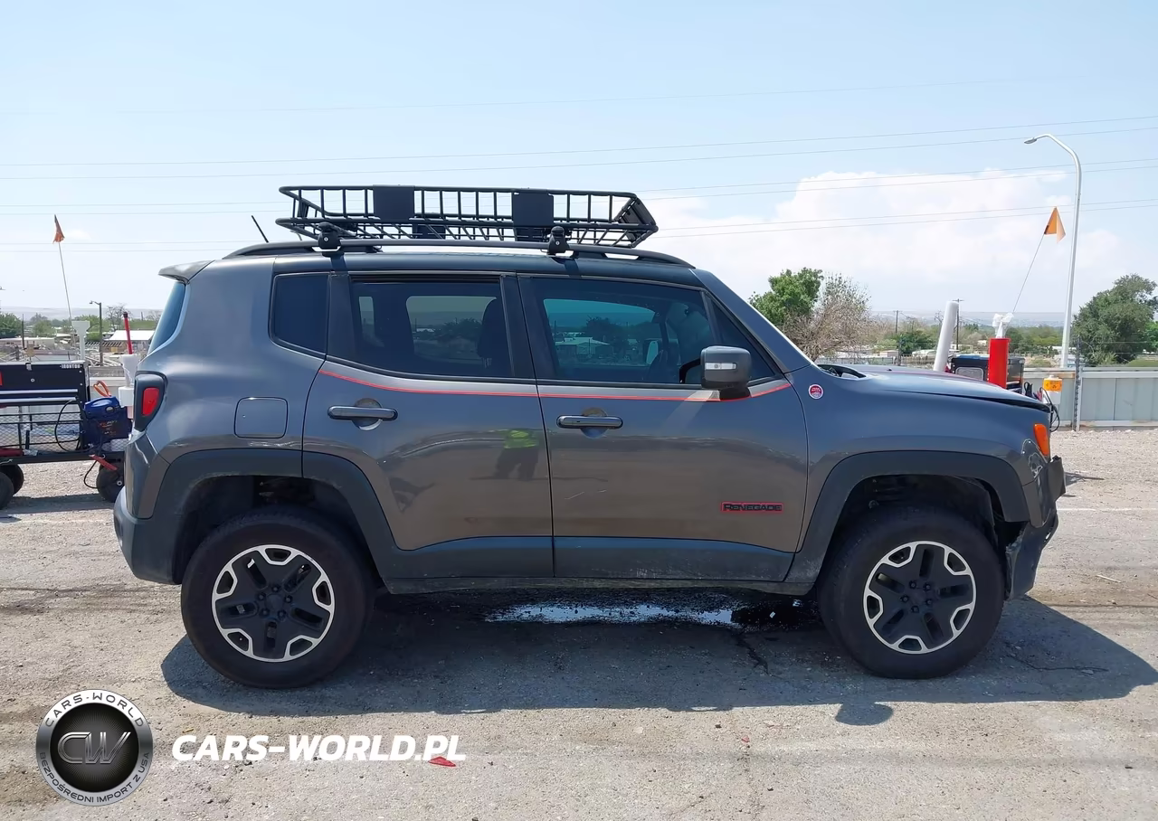 2017 Jeep Renegade Trailhawk VIN:ZACCJBCB8HPE90177 - 13