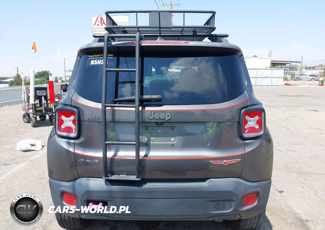 2017 Jeep Renegade Trailhawk VIN:ZACCJBCB8HPE90177 - 16