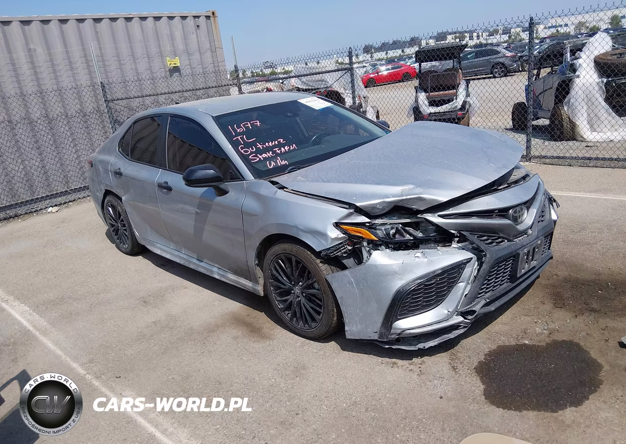 2021 Toyota Camry Se Nightshade Edition – zdjęcie 1 z 19