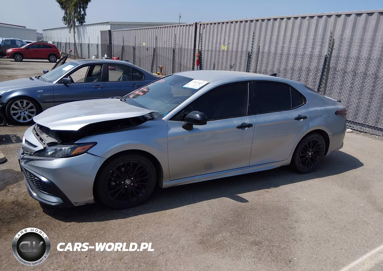 2021 Toyota Camry Se Nightshade Edition VIN:4T1G11AK7MU460526 - 14