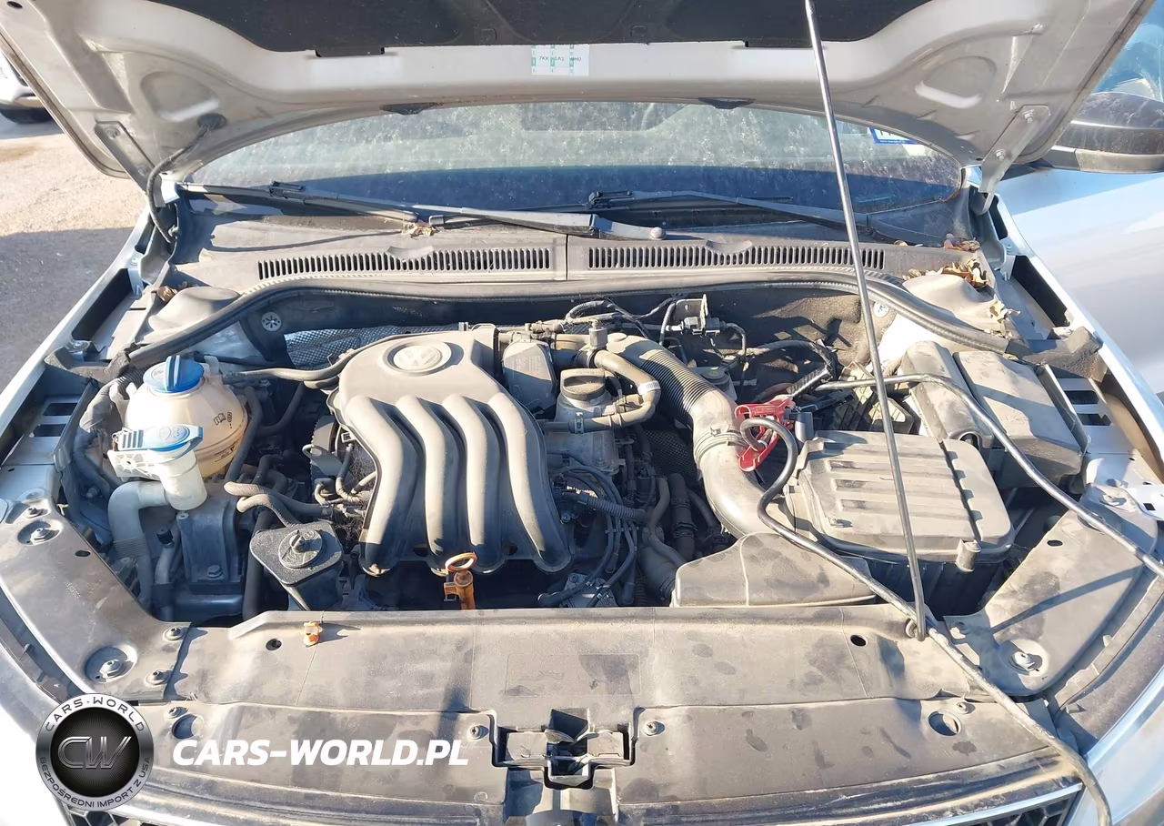 2011 Volkswagen Jetta 2.0L S VIN:3VW2K7AJXBM360974 - 10