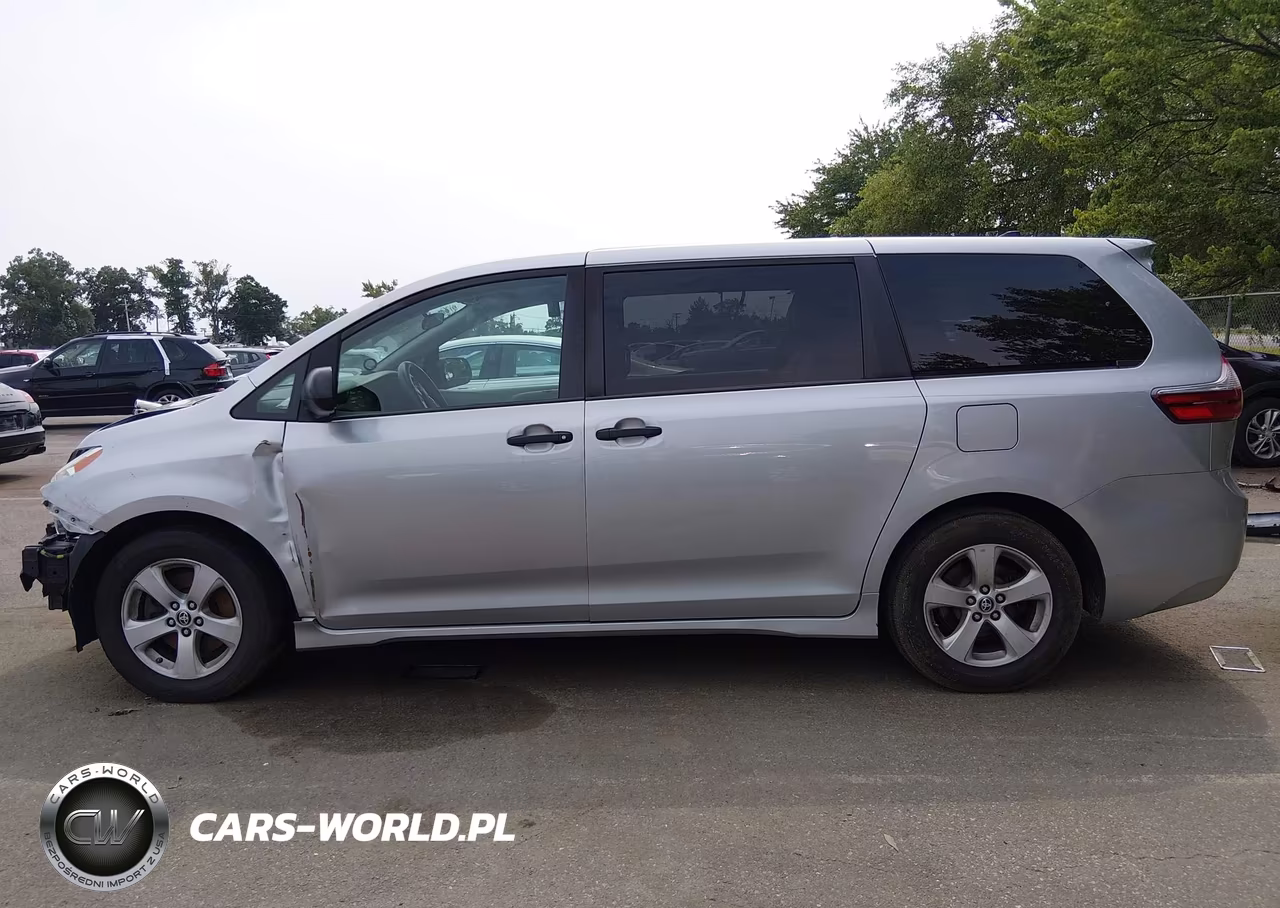 2020 Toyota Sienna L VIN:5TDZZ3DC6LS079386 - 13