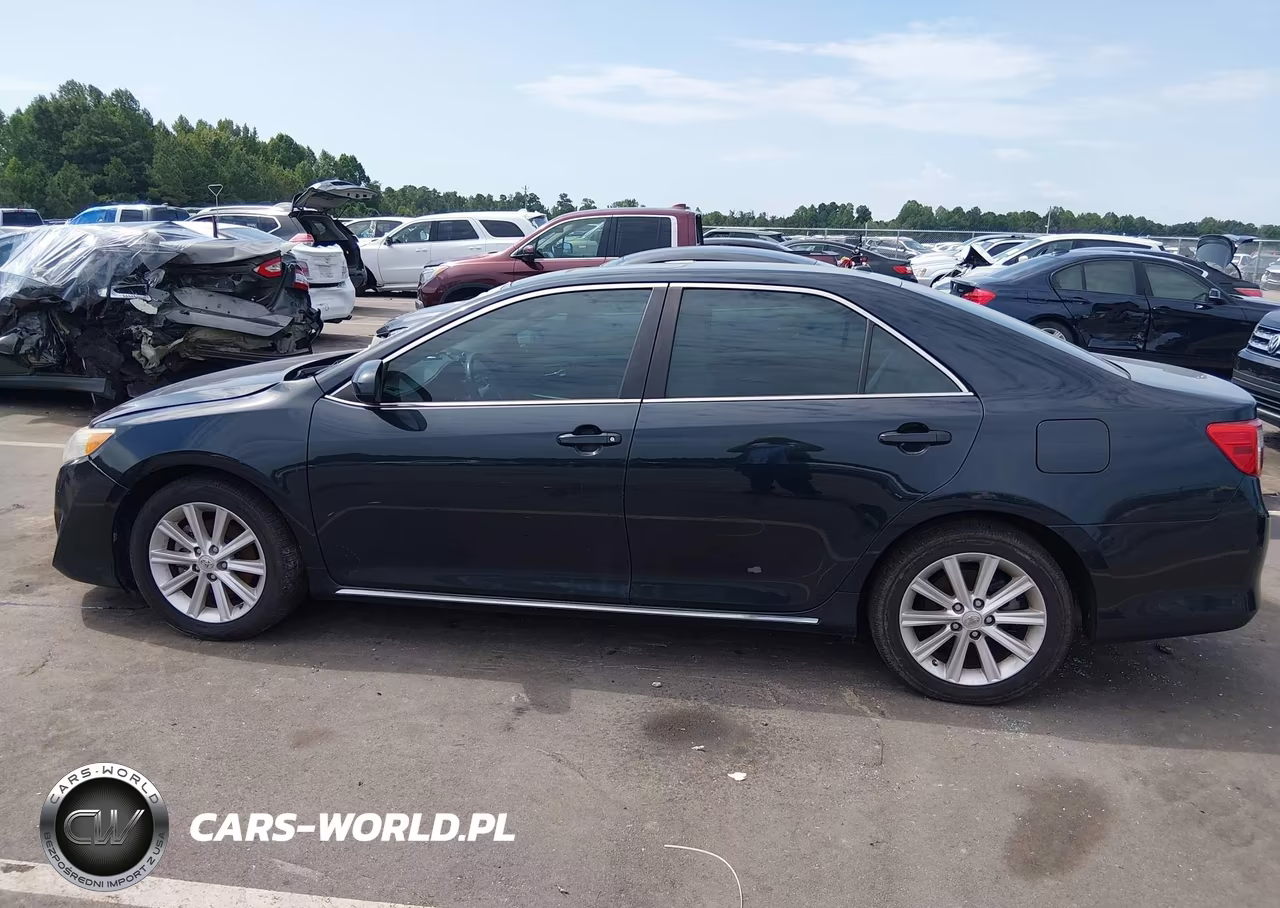 2014 Toyota Camry Xle V6 VIN:4T1BK1FK2EU024619 - 14