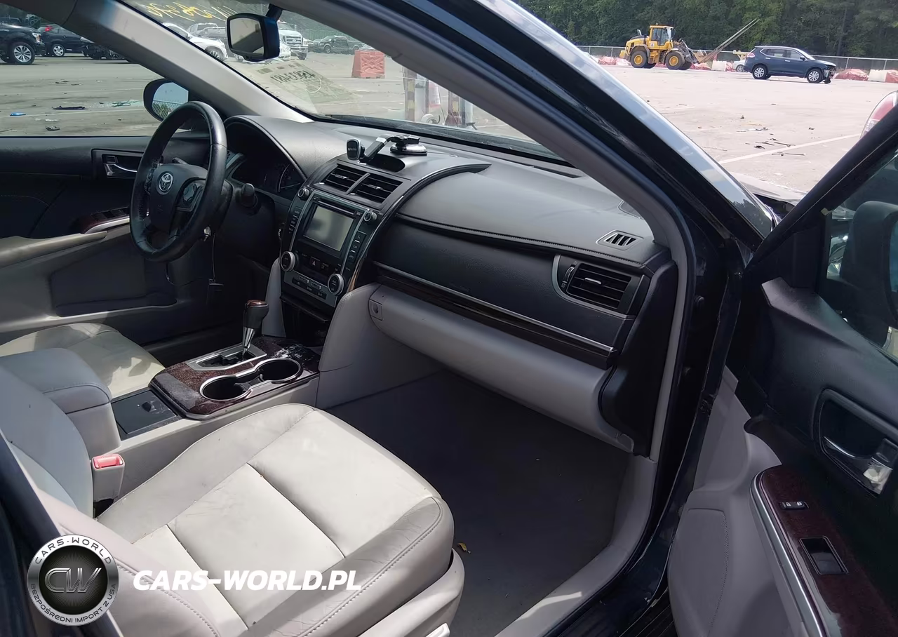 2014 Toyota Camry Xle V6 VIN:4T1BK1FK2EU024619 - 5