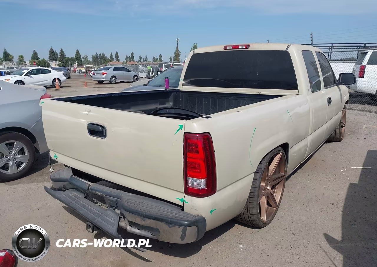 2004 GMC Sierra 1500 Slt VIN:2GTEC19T741401569 - 4