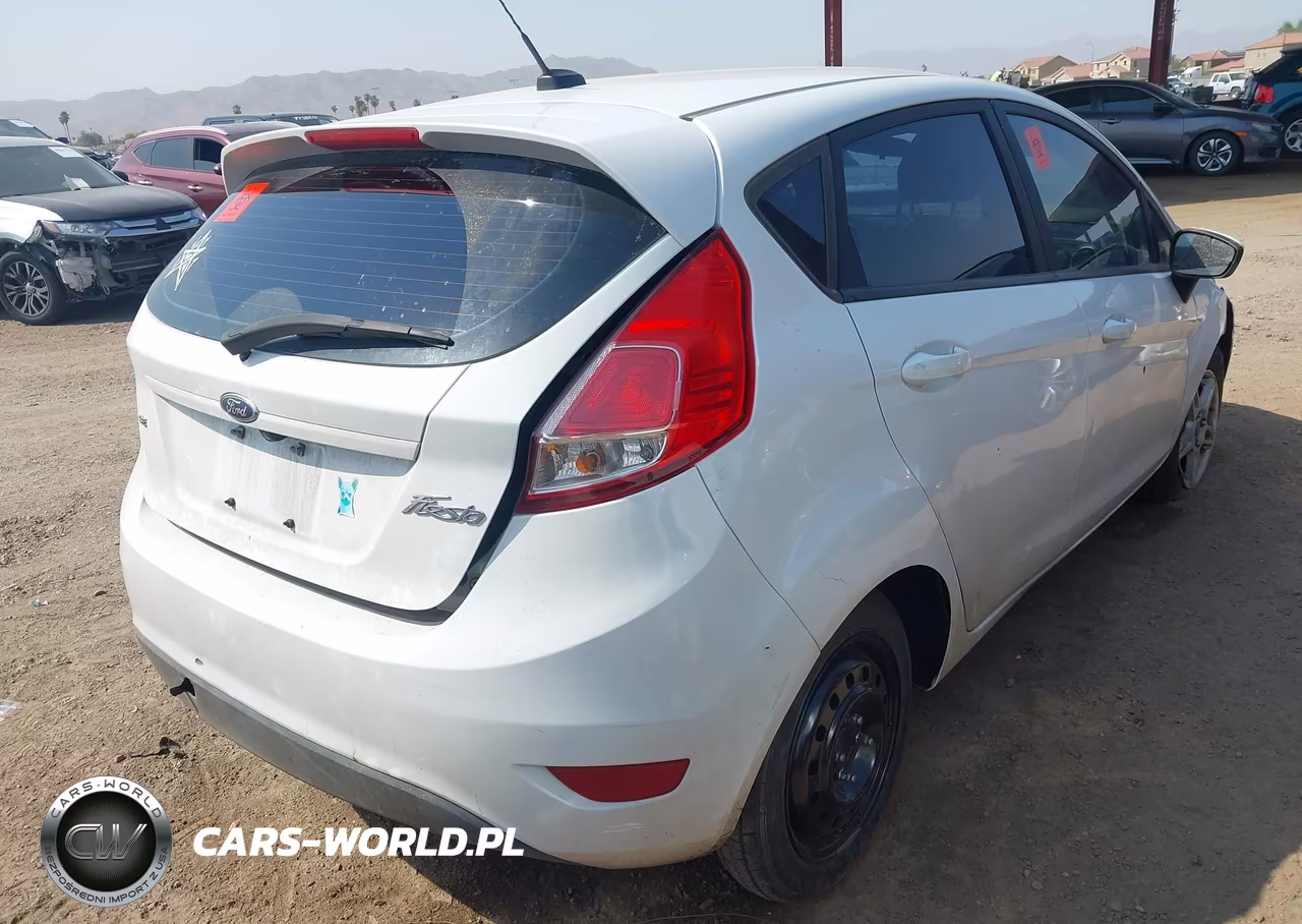 2018 Ford Fiesta Se VIN:3FADP4EJ7JM115382 - 4