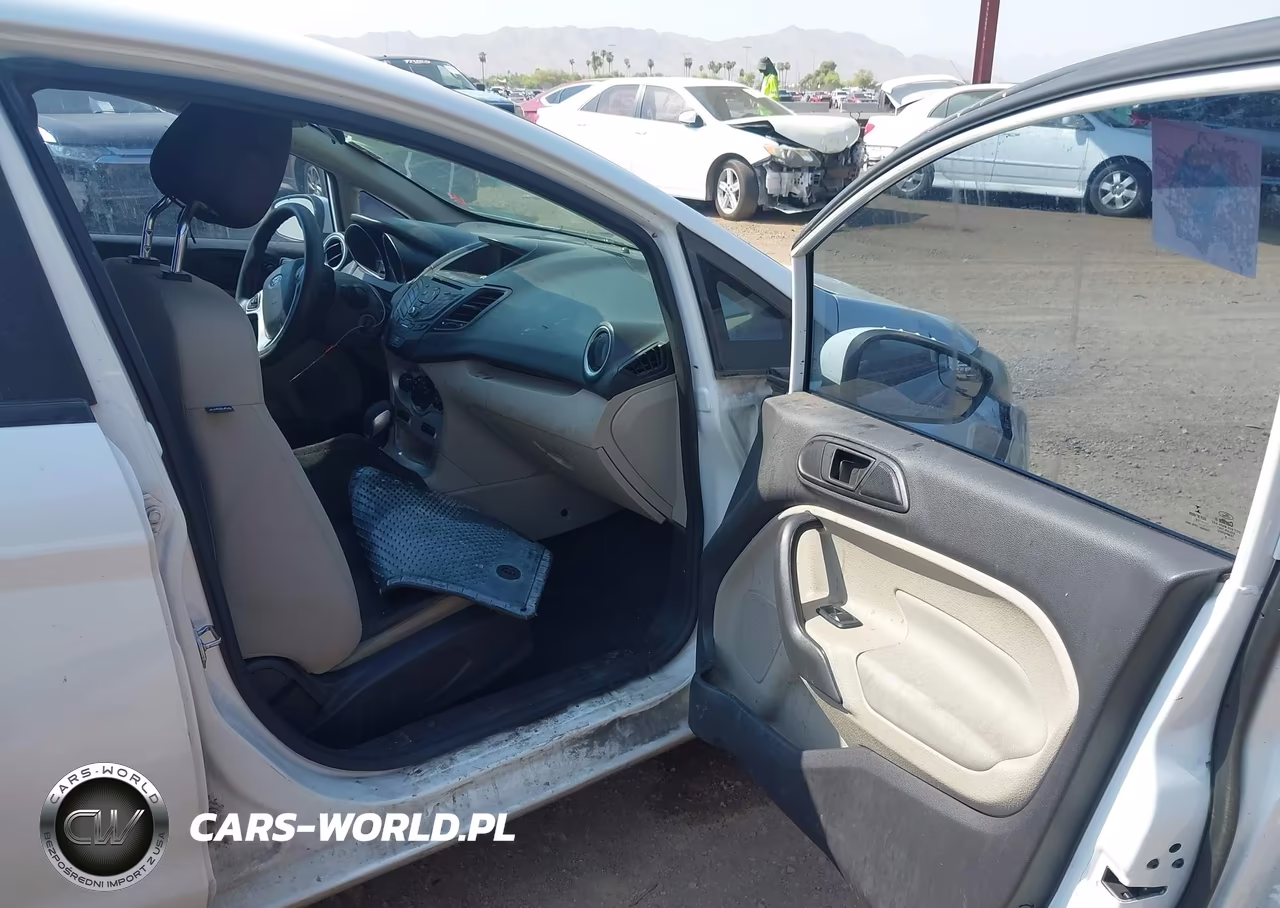 2018 Ford Fiesta Se VIN:3FADP4EJ7JM115382 - 5