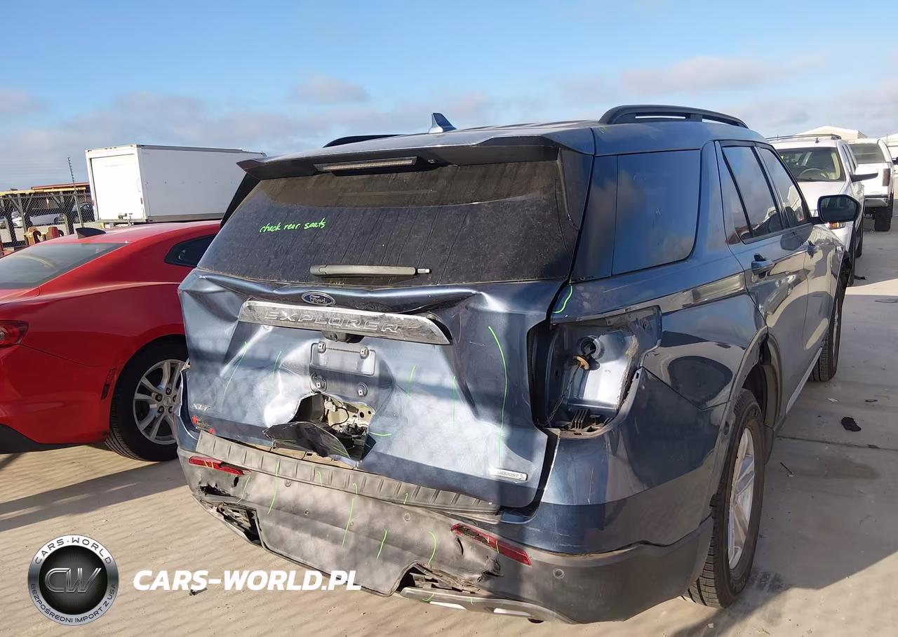 2020 Ford Explorer Xlt VIN:1FMSK7DH2LGC46146 - 17