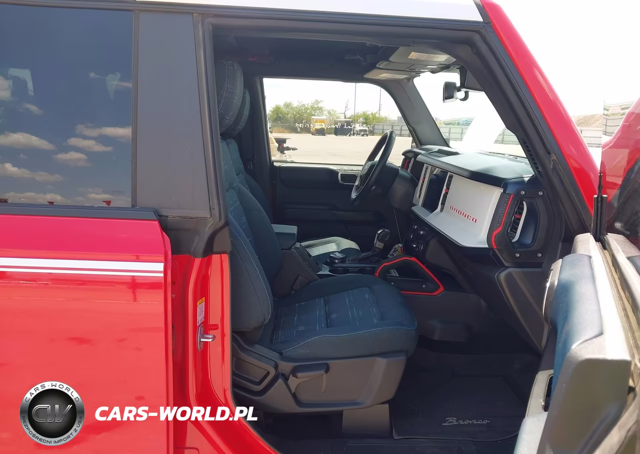 2024 Ford Bronco Heritage VIN:1FMEE4DP2RLA02376 - 5
