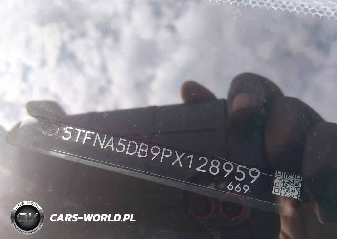 2023 Toyota Tundra Platinum VIN:5TFNA5DB9PX128959 - 18