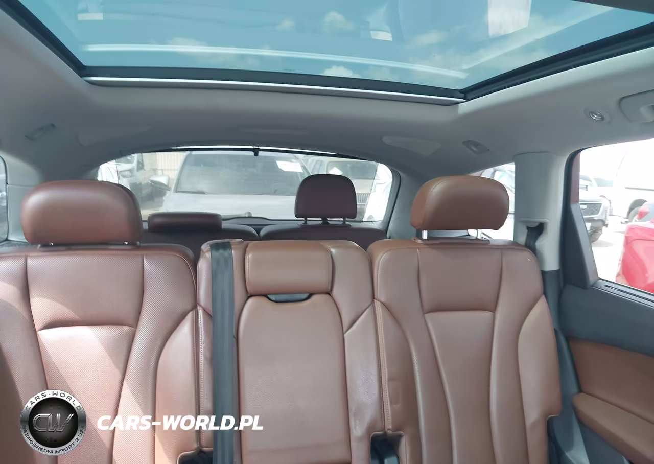 2019 Audi Q7 45 Premium VIN:WA1LHAF79KD022861 - 18