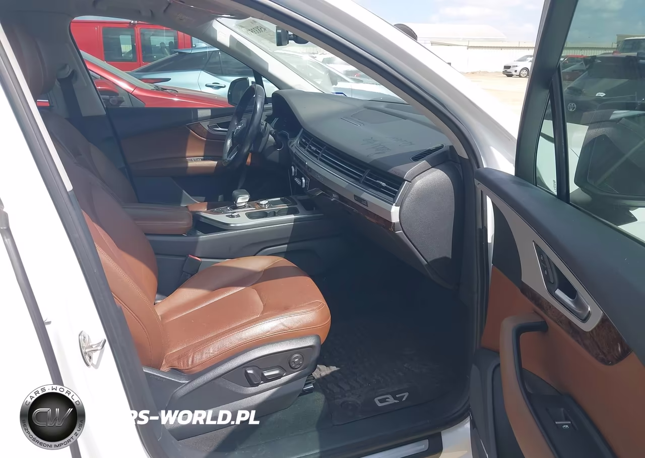 2019 Audi Q7 45 Premium VIN:WA1LHAF79KD022861 - 5