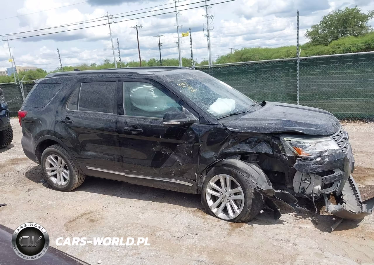 2017 Ford Explorer Xlt VIN:1FM5K7D84HGD86591 - 14